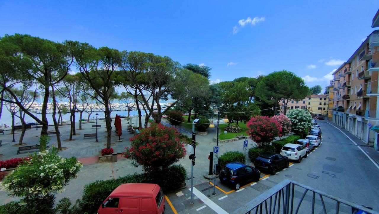 Un Balcone In Pineta Apartamento Fezzano  Exterior foto