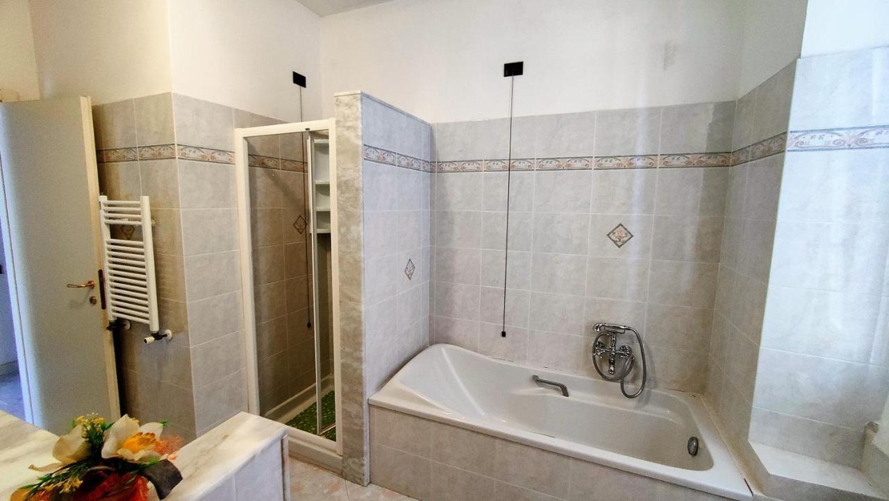 Un Balcone In Pineta Apartamento Fezzano  Exterior foto